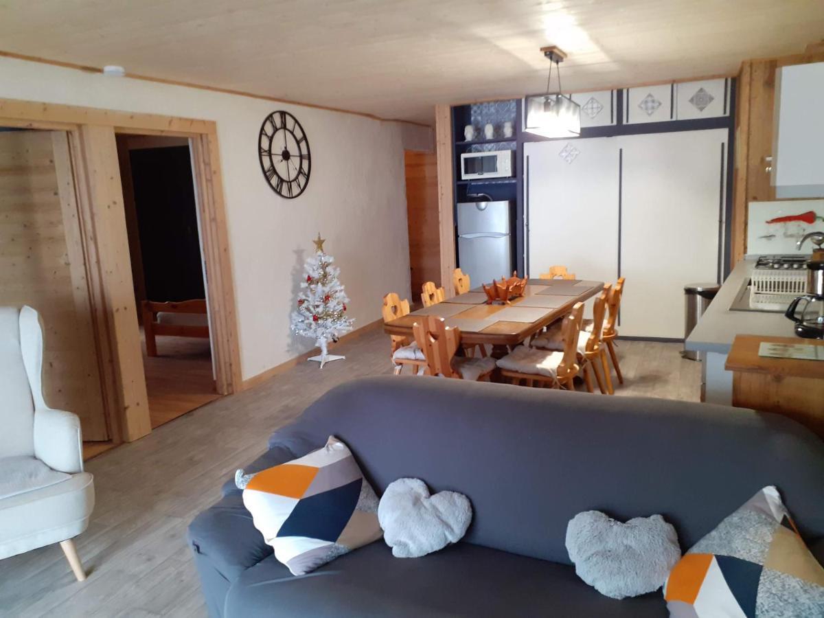 La Maison Du Rocher Apartment Bourg-Saint-Maurice Luaran gambar